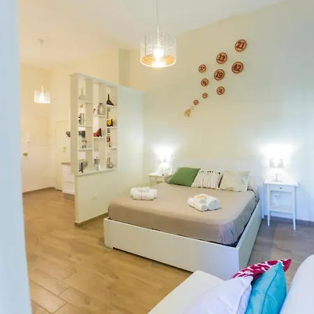 Holiday home Casetta Partenopea House *
